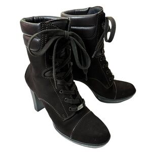 Tod’s Suede Heel Boots